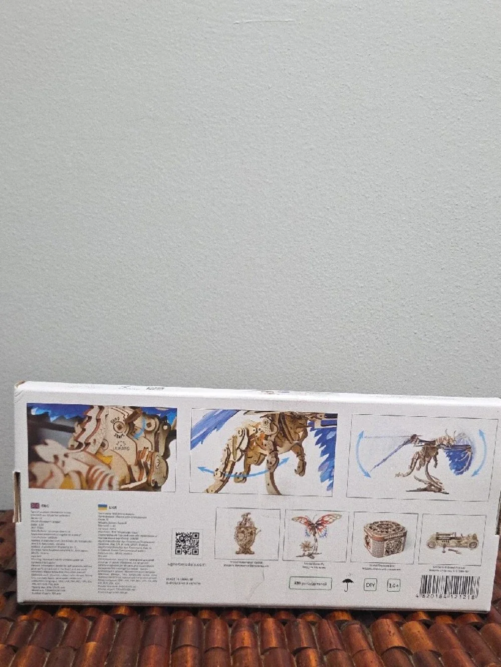 Windstorm Dragon Mechanical Model Kit - Blue & Natural Wood